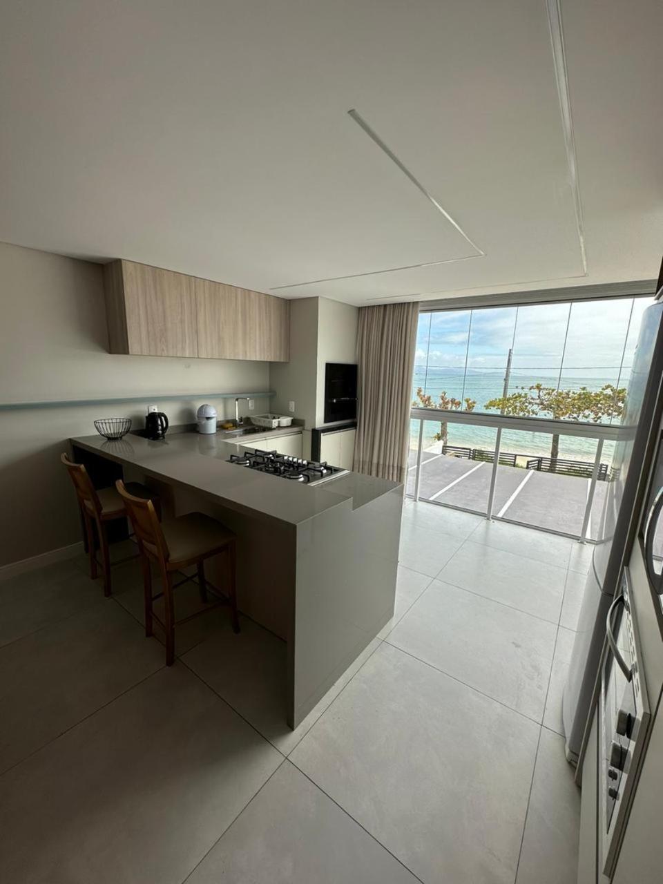 Apartamento Frente Mar Na Baia De Porto Belo Eksteriør billede